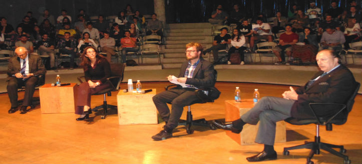 O Deputado Federal Constituinte José Maria Eymael participa de debate na PUC